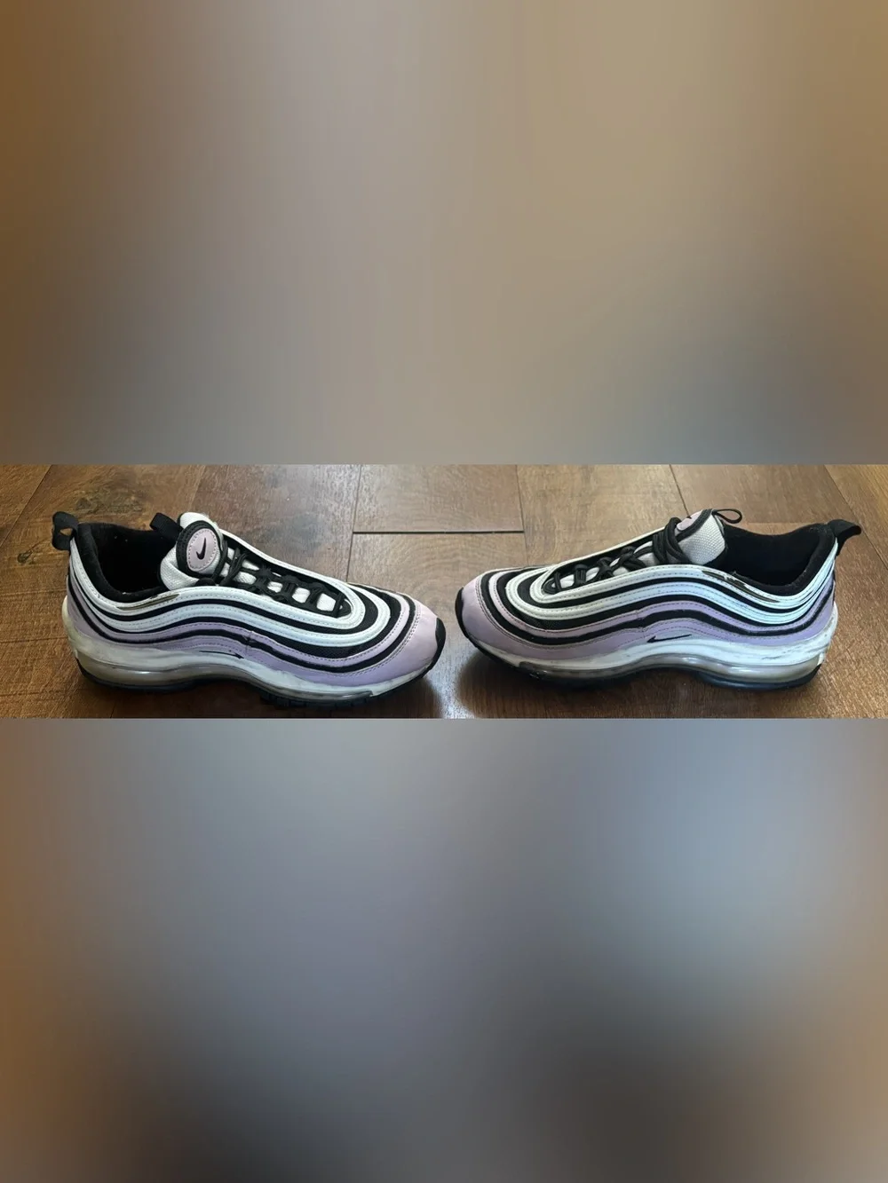 Nike air max 97 girl youth shoes sneakers  Size 6.5Y youth/8 woman